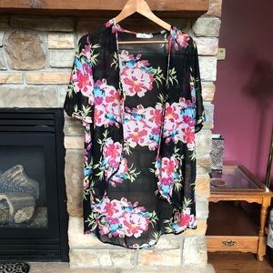 NWOT Elodie Black and Pink Floral Chiffon Kimono